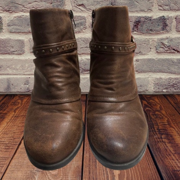 BareTraps Shoes - Baretraps Rosea Ankle Booties Shoes Sz 8.5M Brown Faux Leather Heeled w/SideZip